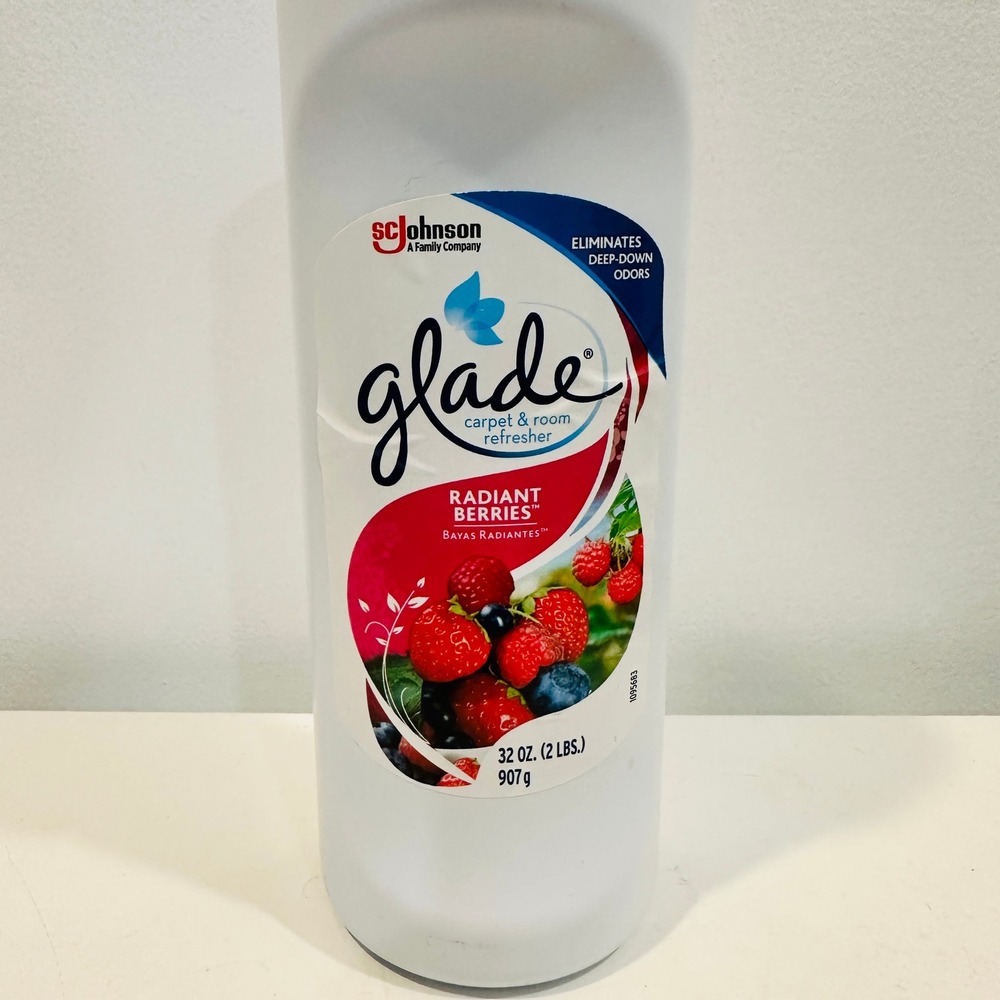 Glade Carpet and Room Refresher Radiant Berries 32 oz Powder Odor Eliminator - Picture 4 of 8